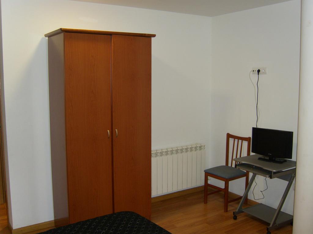 Hostal Las Eras Cubillos del Sil Eksteriør billede