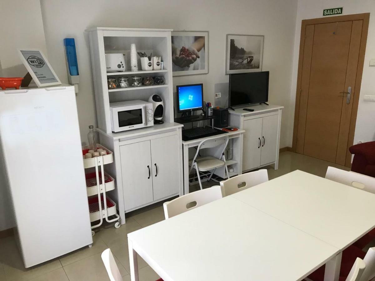 Hostal Las Eras Cubillos del Sil Eksteriør billede